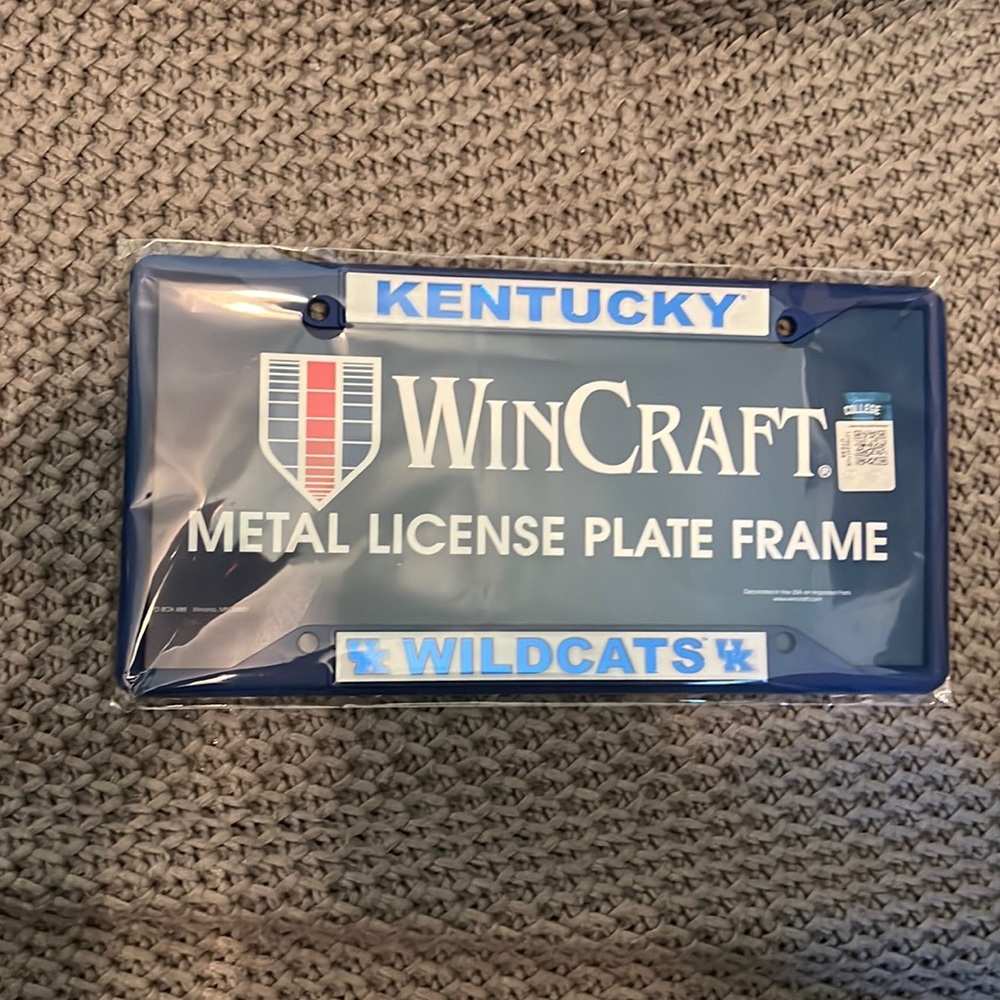 University of Kentucky Wildcats License Plate Frame NWT